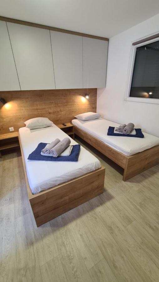 O'Fig Mobile Home Tisno Bagian luar foto